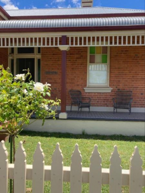 Hamilton Bnb, Dungog